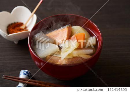 配料豐富的三平湯 121414893