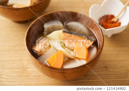 Sanpei soup with lots of ingredients 121414902