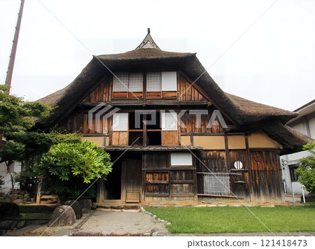 A stroll through the cool autumn of Tsuruoka and the Chido Museum "Tamagi Folk House" 121418473