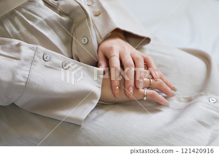 Women's hands Women's hands 121420916