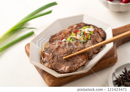牛腱 牛肉 台灣 食物 Braised beef shank 牛すね肉 牛腱 牛肉 台灣 食物 Braised beef shank 牛すね肉 121423471