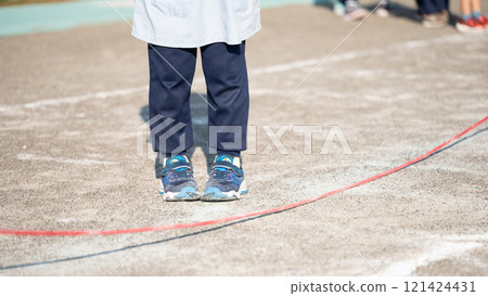 Image of kindergarten children skipping rope 121424431