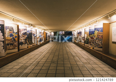 [Okage Yokocho] A beautifully lit underground passage 121424789