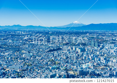 [Kanagawa Prefecture] View of the Nishi-Yokohama cityscape and Mt. Fuji from Yokohama Landmark Tower 121427015