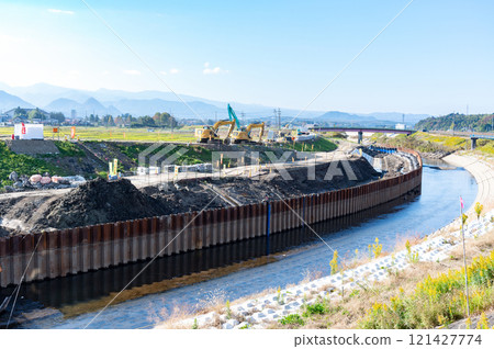 Scenery of river construction 121427774