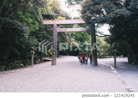 [Ise Shrine Naiku] One of Japan's most powerful spots 121429245