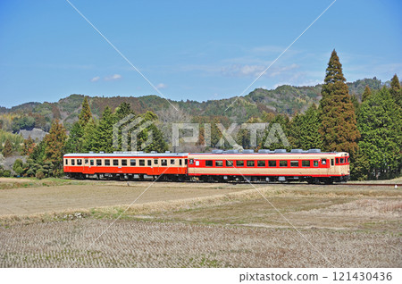 夷隅鐵道西畠～一般木葉28-2346+木葉52-125 121430436