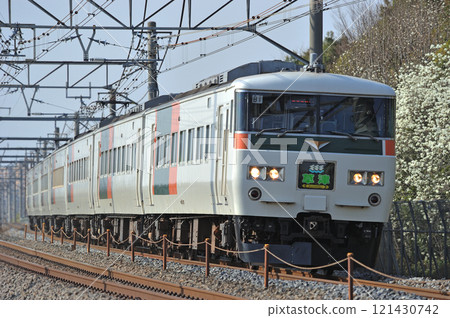 Takasaki Line Honjo-Okabe JR East 185 series B1 train (Omiya) Kusatsu 121430742