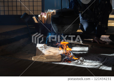 [Irori materials] Irori at Wakihonjin Okutani in Tsumago-juku [Nagano Prefecture] 121434231