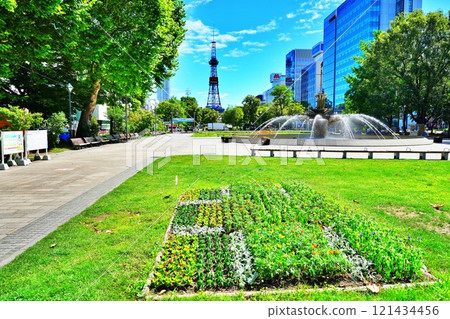 北海道札幌大通公園夏日風景 北海道札幌大通公園夏日風景 121434456