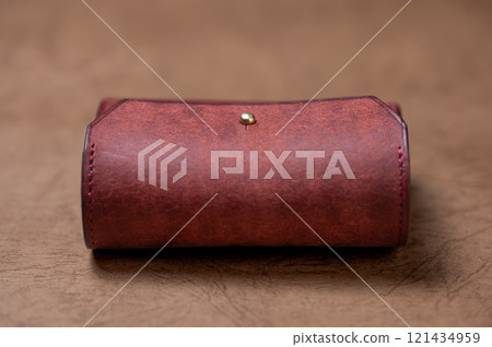 Italian leather wallet (top view) 121434959