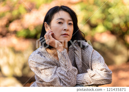 Cool middle-aged woman 121435871
