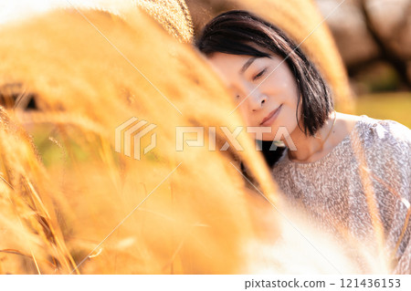 日本蒲葦與中年婦女 121436153