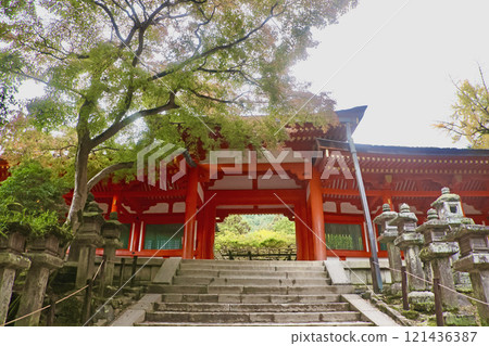 春日大社、慶賀門、慶賀門（奈良縣、奈良市） 121436387