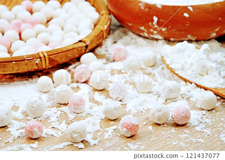 Sweet rice ball Sweet rice ball 121437077