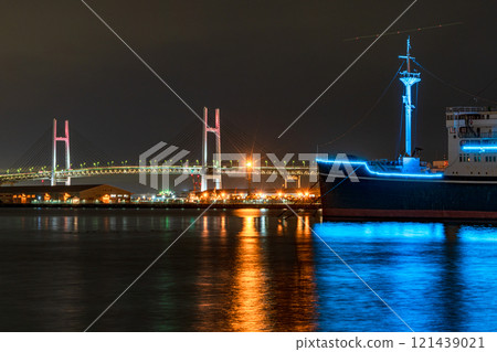 從山下公園看海灣大橋夜景 121439021