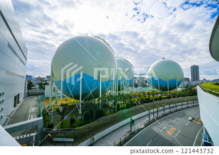 大阪府大阪市京瓷巨蛋旁的儲氣罐 121443732