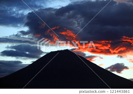 Fuji of evening scenery Fuji of evening scenery 121443861