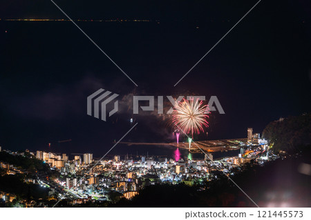 <Shizuoka Prefecture> Atami Fireworks Festival - Night view overlooking the city of Atami 121445573