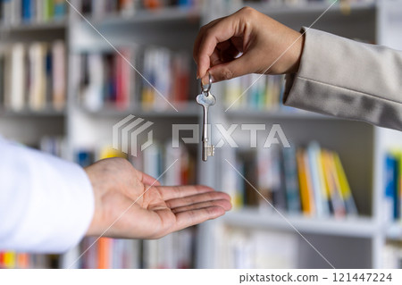 有鑰匙的人 121447224