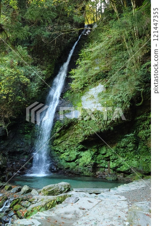 琵琶瀑布/50德水上旅行【德島縣三好市與典西谷山村】 琵琶瀑布/50德水上旅行【德島縣三好市與典西谷山村】 121447355