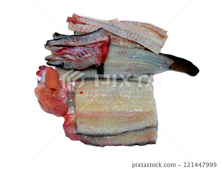 I prepared the eel I caught. 121447999