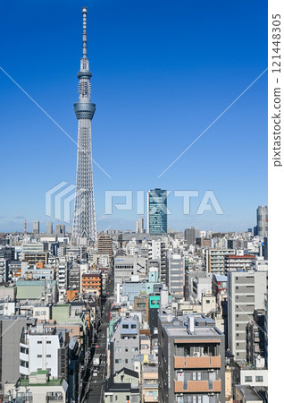 東京城市景觀與天空樹 121448305