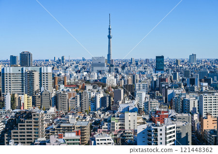 Tokyo cityscape and Skytree 121448362
