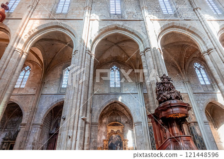 Basilica Sainte-marie-madeleine of Saint-maximin-la-sainte-baume, France 121448596