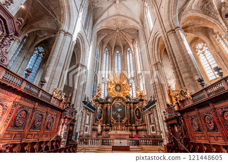 Basilica Sainte-marie-madeleine of Saint-maximin-la-sainte-baume, France 121448605