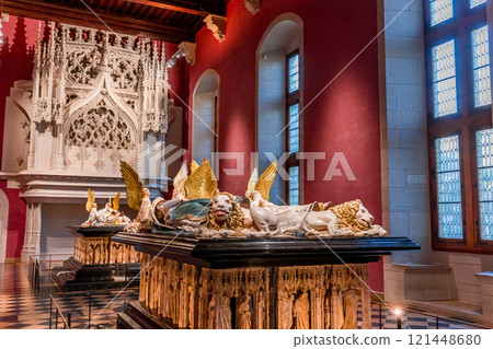 Tombs of the dukes of Burgundy, Dijon palace, France Tombs of the dukes of Burgundy, Dijon palace, France 121448680