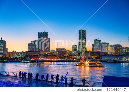 [Kanagawa Prefecture] Yokohama Minato Mirai Light-up Illumination - Distant view of Mt. Fuji between the buildings - Twilight 121449447