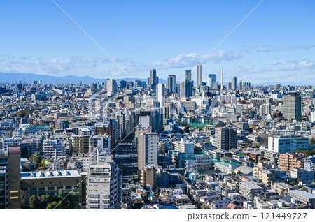 Tokyo cityscape 121449727