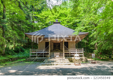 Chusonji Sutra Storehouse (Important Cultural Property) World Heritage Site "Hiraizumi - Architecture, Gardens and Archaeological Sites Representing the Buddhist Pure Land" Chusonji Sutra Storehouse (Important Cultural Property) World Heritage Site "Hiraizumi - Architecture, Gardens and Archaeological Sites Representing the Buddhist Pure Land" 121450349