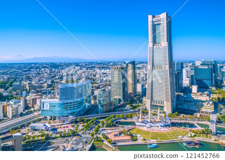 Yokohama cityscape in Japan, with views of the Nippon Maru with full sails, Mount Fuji, Sakuragicho Station, Yokohama Landmark Tower, etc. (3rd) 121452766