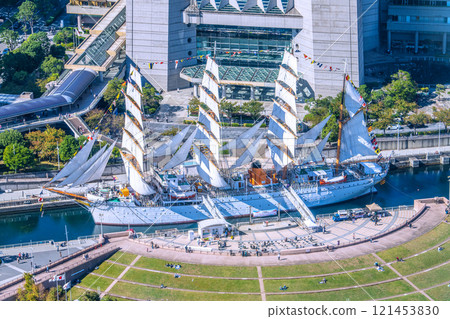 Yokohama cityscape in Japan - New view of the Nippon Maru with full sails and Yokohama Landmark Tower, etc. (3rd) 121453830