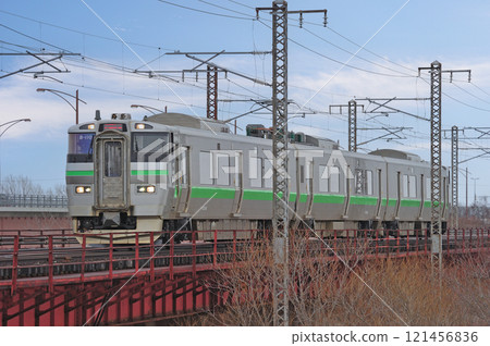 函館本線 豐幌江別 JR 北海道 733 系 B-110 編組（札幌） 121456836