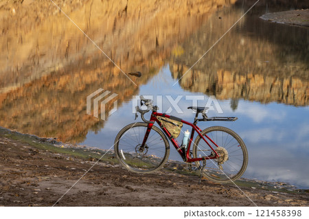 gravel bike on a shore of Horsetooth Reservoir in Colorado gravel bike on a shore of Horsetooth Reservoir in Colorado 121458398