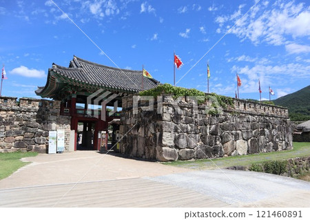 Gate of Naganeupseong Folk Village Gate of Naganeupseong Folk Village 121460891