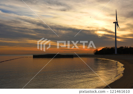 December sunset at Shinmaiko Beach 121461610