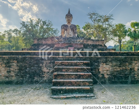 Stone Buddha statue at Wat Maechon temple, Sukhothai, Thailand 121462236