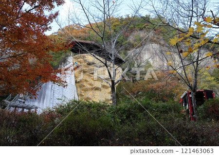 Osaka Prefectural Forest Hoshida Park (climbing wall) (quasi-national park) / Hoshida, Katano City, Osaka Prefecture 121463063