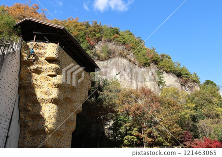 Osaka Prefectural Forest Hoshida Park (climbing wall) (quasi-national park) / Hoshida, Katano City, Osaka Prefecture 121463065
