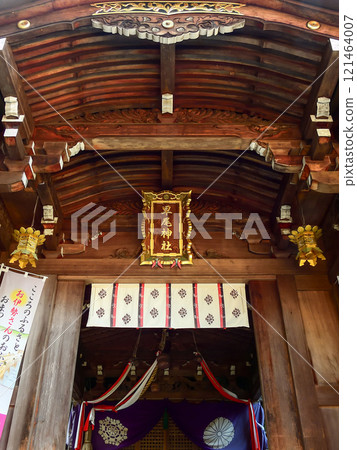 Hayao Shrine Middle Gate 121464007