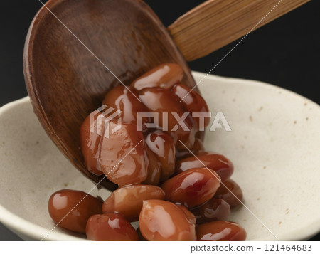 Boiled red kidney beans Boiled red kidney beans 121464683