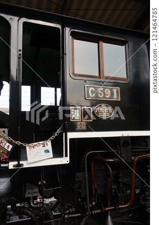 Old steam locomotive Old steam locomotive 121464785