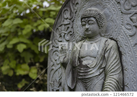Shaka Nyorai at Shofukuji Temple on Mount Kongo [Traditional Image] 121466572