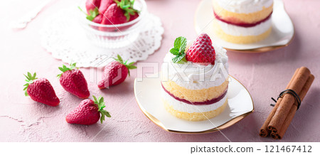 Strawberry Shortcake (Strawberry Shortcake) 121467412
