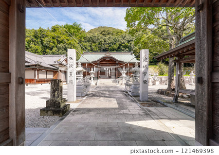 白山神社,又稱三木富士,位於白山山麓(香川縣三木町) 白山神社,又稱三木富士,位於白山山麓(香川縣三木町) 121469398