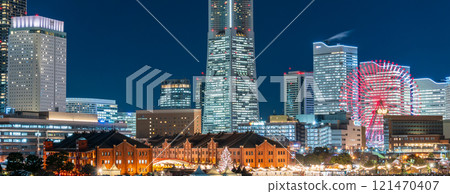 Panorama of the Minato Mirai night view from Osanbashi Pier in Kanagawa Prefecture 121470407